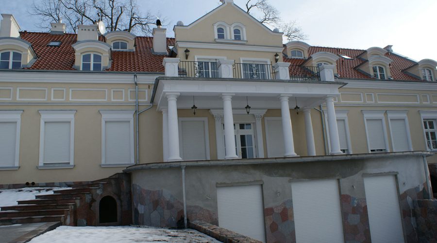 rozbudowa-i-remont-zabytkowego-dworu_5