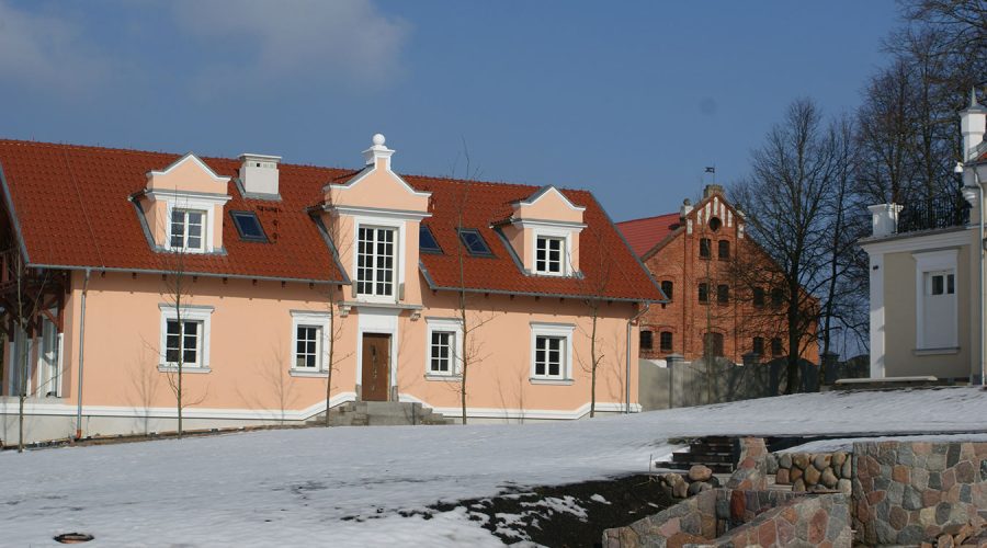 rozbudowa-i-remont-zabytkowego-dworu_7